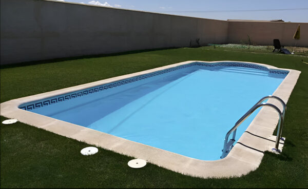 Piscina P-2 (9 x 3,80 x 1,00/1,80 Profundidad)